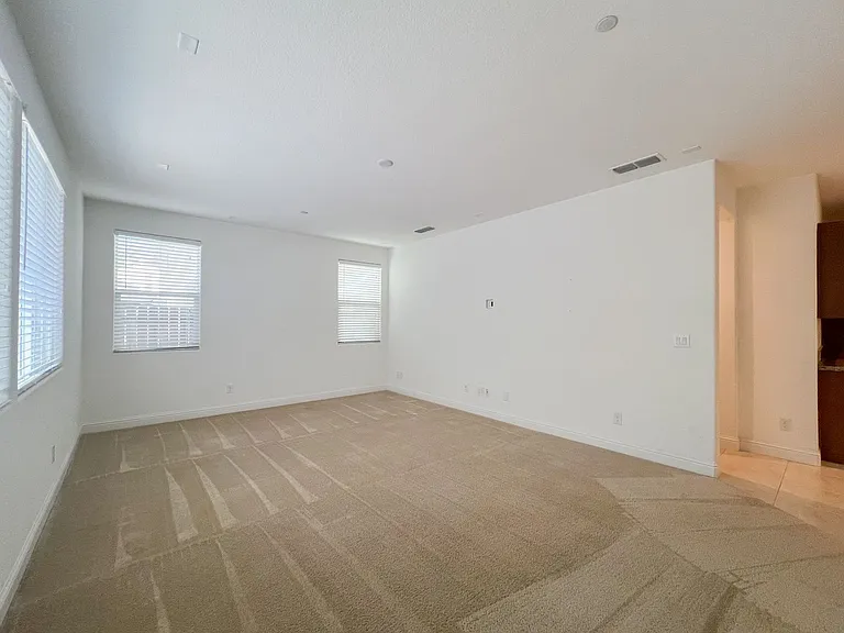 8428 Amber Valley Ln — Photo 11