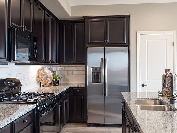 Ample cabinet space in kitchen
