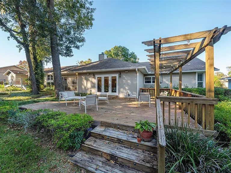 8120 NW 48th Ln — Photo 63