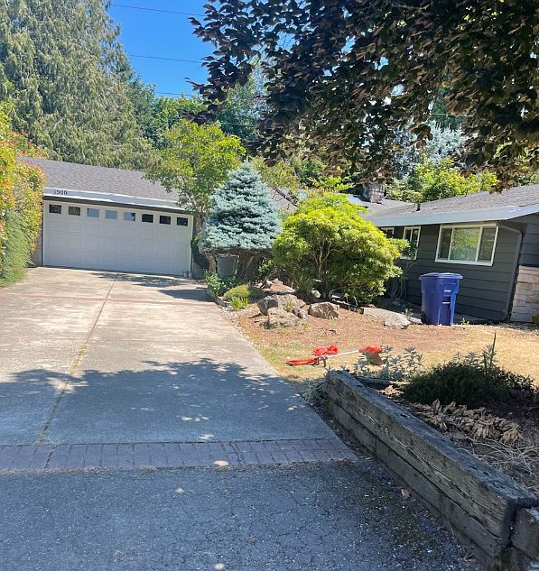 1st image of 1500 123rd Ave SE