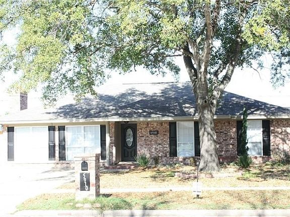 5910 HooverBeautiful curb appeal and towering shade tree!