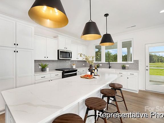 2nd image of 190 Batten Ridge Dr #525
