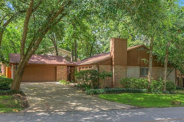 1st image of 69 Blush Hill Dr