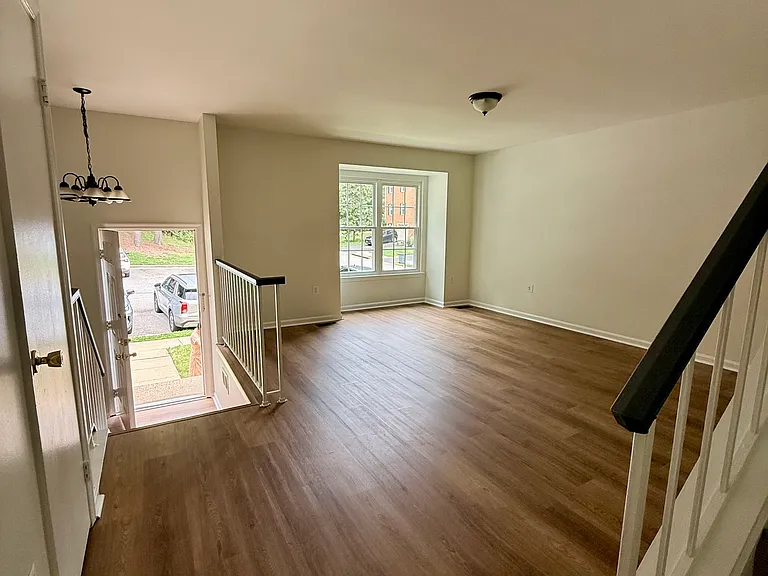 7881 Wintercress Ln — Photo 3