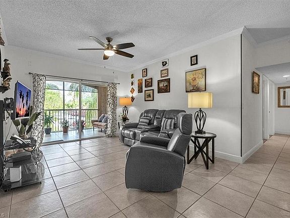 4th image of 1885 Florida Club DR #8207