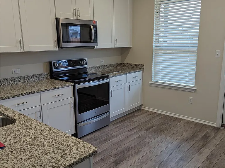 98 Pacific Loon St — Photo 30