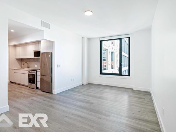 210 Clarkson Ave #217