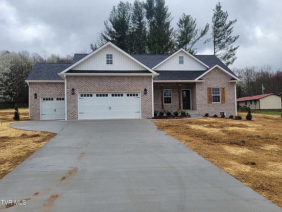 2nd image of 116 Thomson Meadow Ln