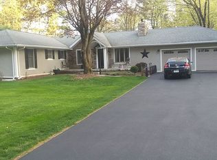 20 Feltner Rd, Stuyvesant, NY 12173