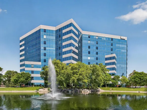 5601 Smetana Dr Unit 101, Minnetonka, MN 55343