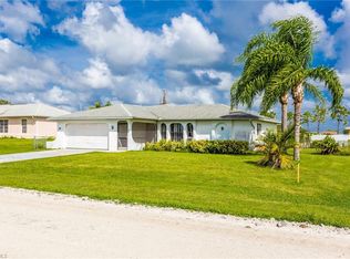 1715 NE 11th St, Cape Coral, FL 33909