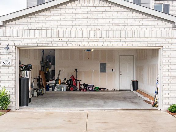 3rd image of 6305 Conestoga Wagon Way