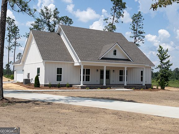 3rd image of 650 Wilson Rd