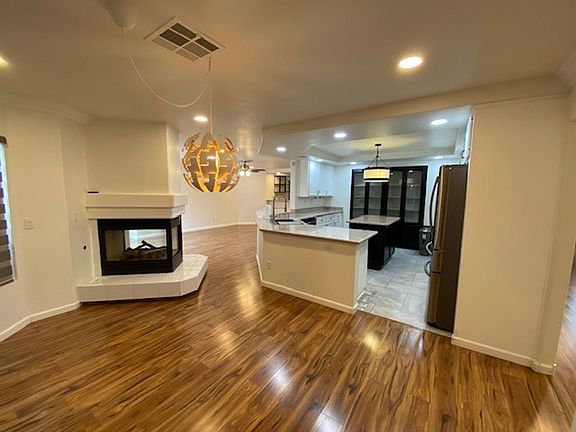 3rd image of 9121 Teal Lake Ct