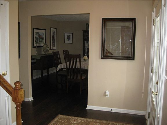 3rd image of 10653 Wildwood Dr