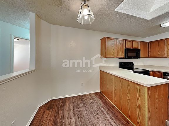 4th image of 5713 Stone Meadow Ln