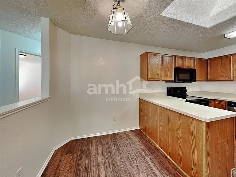5713 Stone Meadow Ln — Photo 4