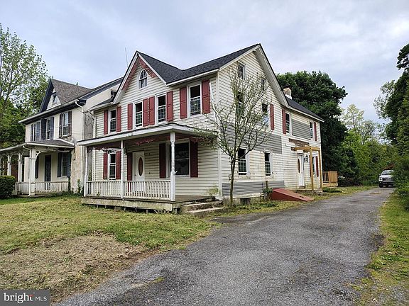 5th image of 2043 Newark Rd
