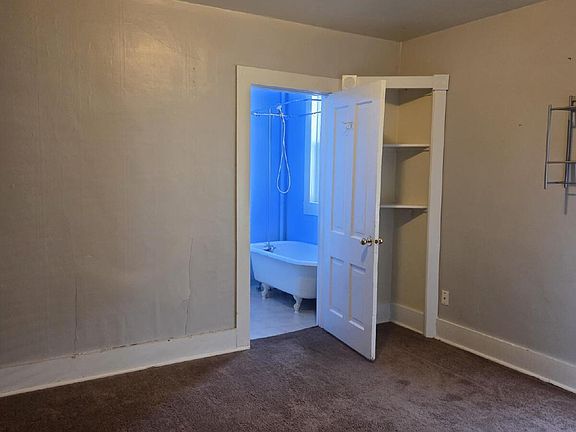 2nd image of 420 2nd Ave E #A