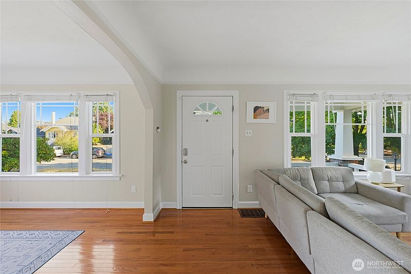 3rd image of 3417 N 8th Street