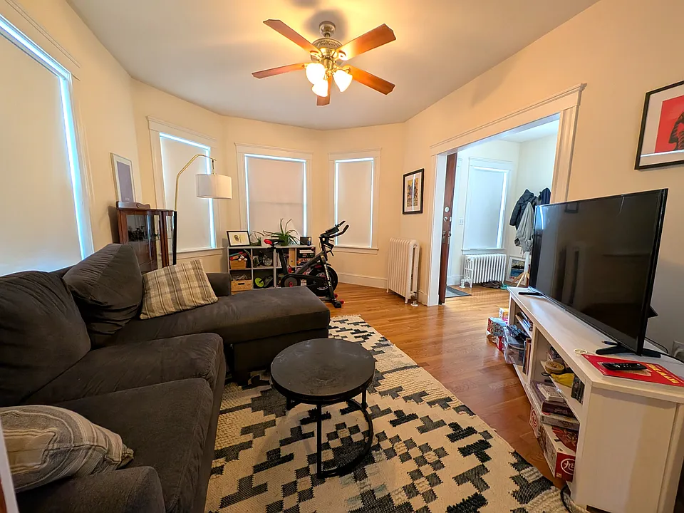 836 Fellsway #1