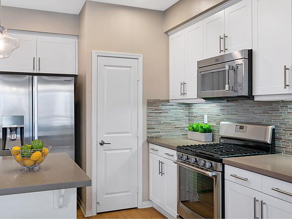 4th image of 5550 Strand Unit 106