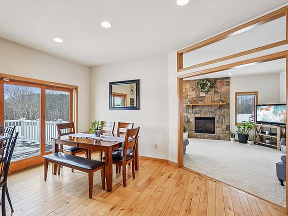 4th image of N8544 Story Ridge Ct