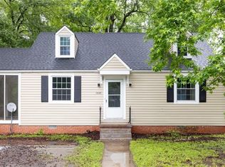 1045 Boroughbridge Rd, Richmond, VA 23225