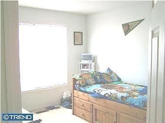 5th image of 615 Needle St