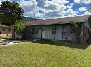 551 Brentwood Dr, Covington, VA 24426