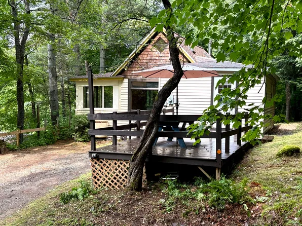 115 Lake St, Saranac Lake, NY 12983