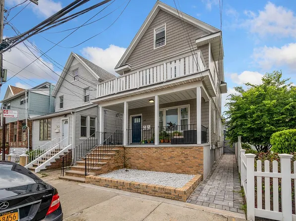 181 90th Bch, Far Rockaway, NY 11693