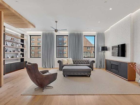 2nd image of 363 Greenwich St APT 3A