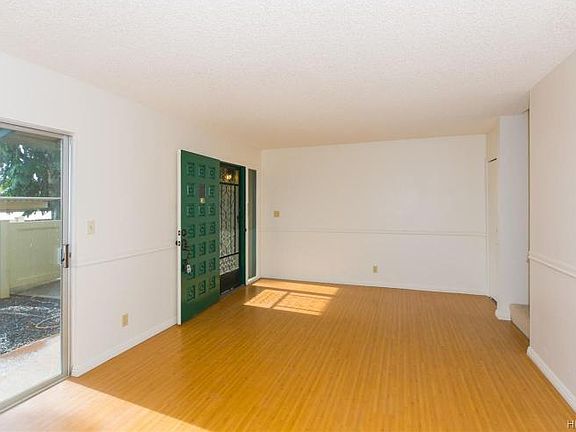 3rd image of 92-1272 Kikaha St APT 49