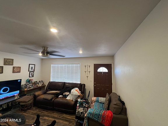 3rd image of 1755 W BEDFORD Street