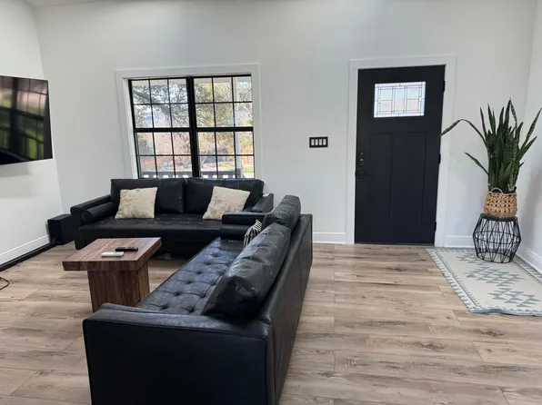 17510 Lake Shore Dr, Dripping Springs, TX 78620