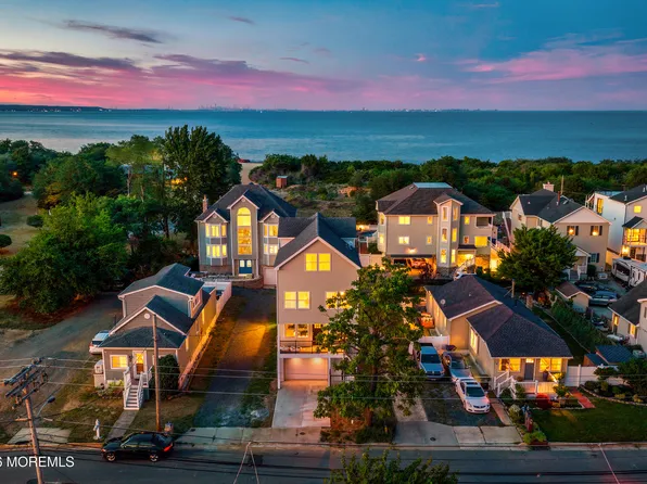 95 Seabreeze Avenue, Middletown, NJ 07748