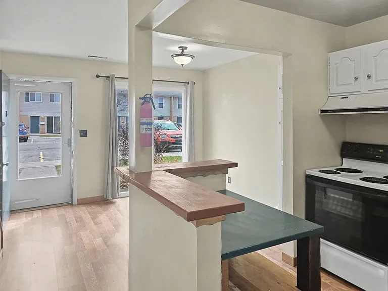 3510 Kenbrooke Ct — Photo 5