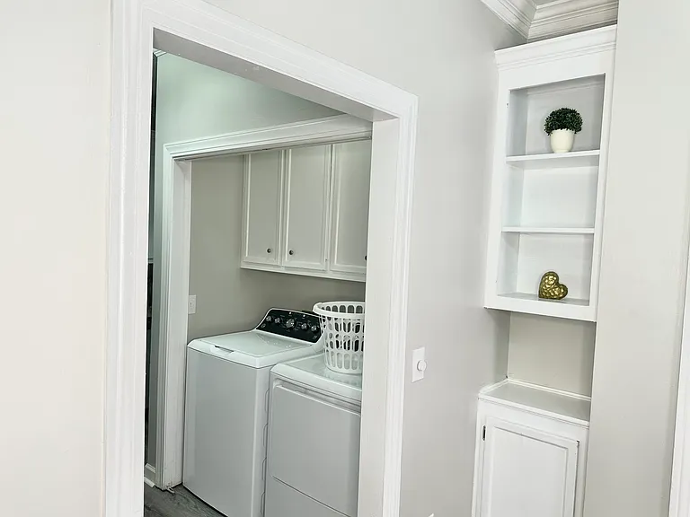 8 Stanford Ct — Photo 6