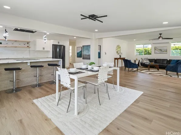 370 E Hind Dr, Honolulu, HI 96821
