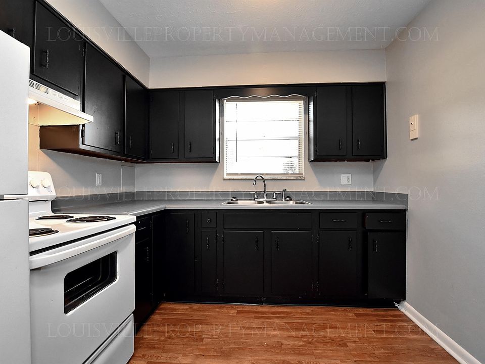 Ravenwood Apartments 160103 Gagel Avenue 19 1601 Gagel Ave