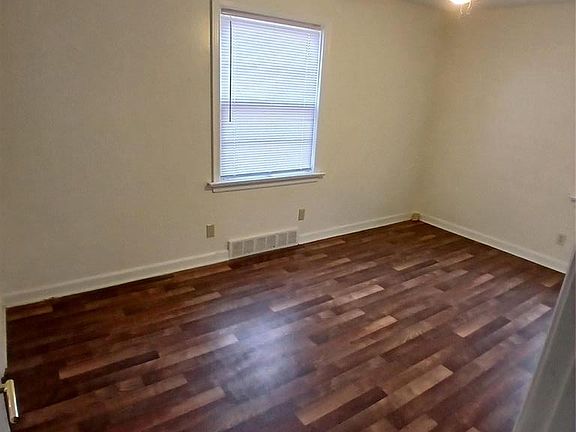 4th image of 1220 Duenke Dr