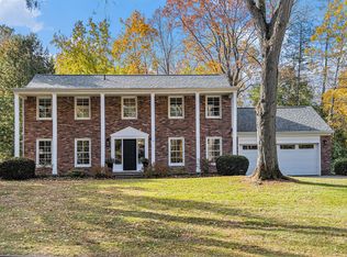 3075 Hunting Valley Rd, Ann Arbor, MI 48104