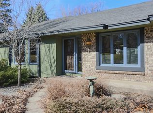 103 Cimarron Cir, Apple Valley, MN 55124