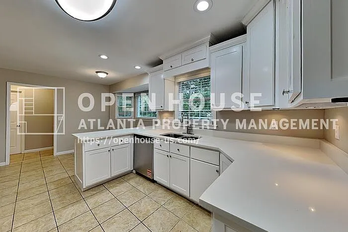 1995 Lookout Trl NW — Photo 5