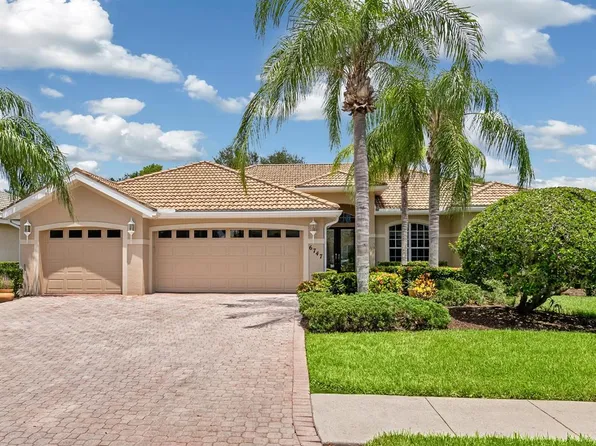 6747 Coyote Ridge Ct, University Park, FL 34201