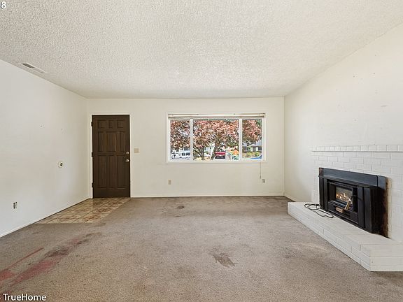 4th image of 6409 NE 74th St
