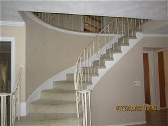 5th image of 15016 Woodpine Dr