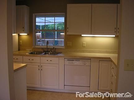 2nd image of 1147 Pilgrim Ave