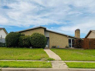 3413 High Plateau Dr, Garland, TX 75044